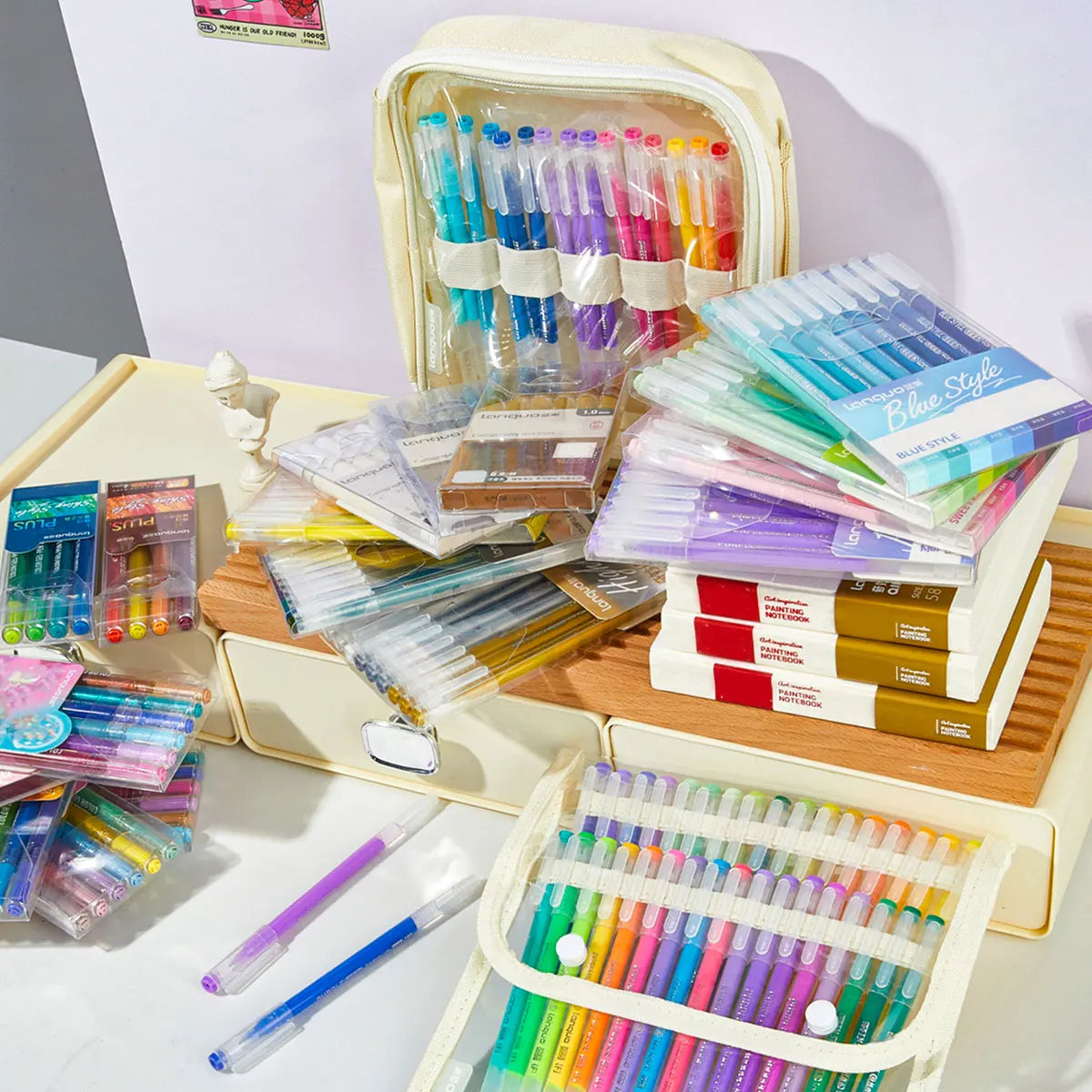 6pcs color highlighters 
suitable for notebooks, writing, greeting cards, school stationery, holiday gifts